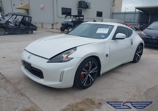 Nissan 370 Z cena 67380 przebieg: 103660, rok produkcji 2019 z Siewierz małe 67